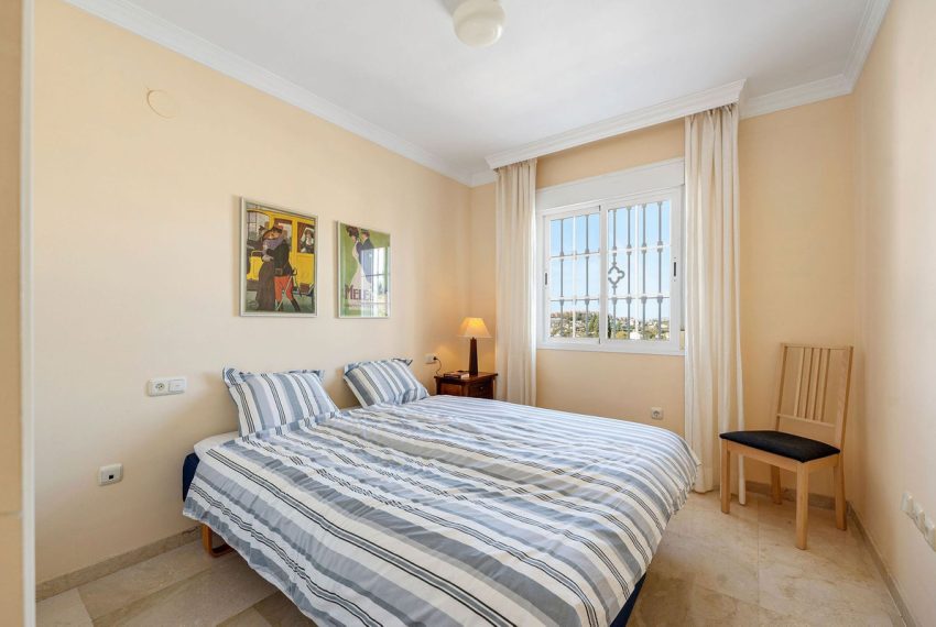 R5019328-Townhouse-For-Sale-Nueva-Andalucia-Terraced-3-Beds-232-Built-13