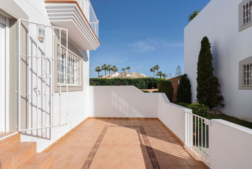 R5019328-Townhouse-For-Sale-Nueva-Andalucia-Terraced-3-Beds-232-Built-9
