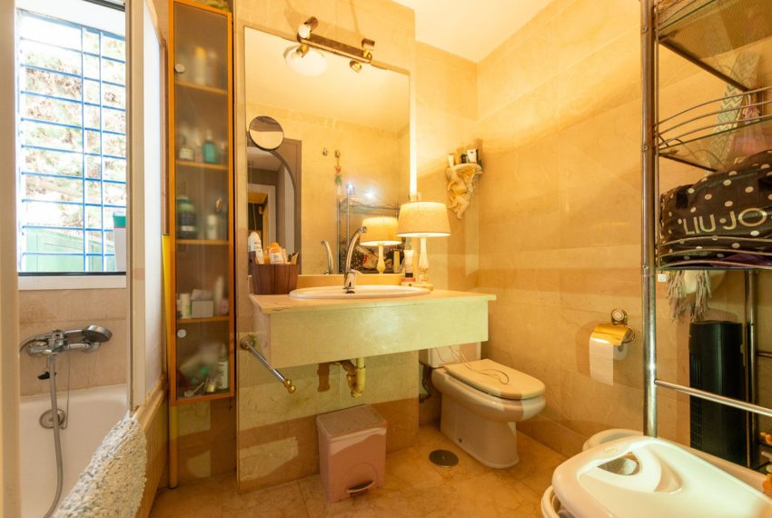 R5020030-Apartment-For-Sale-San-Pedro-de-Alcantara-Ground-Floor-2-Beds-93-Built-5