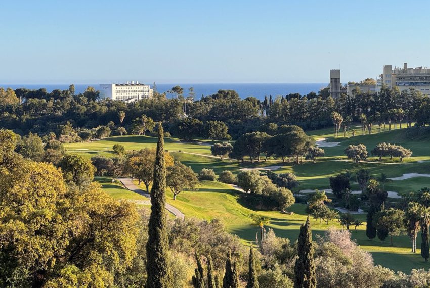 R5020255-Villa-For-Sale-Marbella-Semi-Detached-4-Beds-170-Built-1