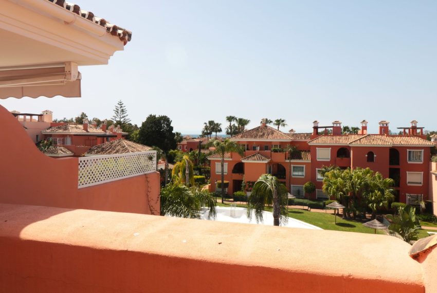 R5021065-Apartment-For-Sale-New-Golden-Mile-Penthouse-2-Beds-110-Built-18