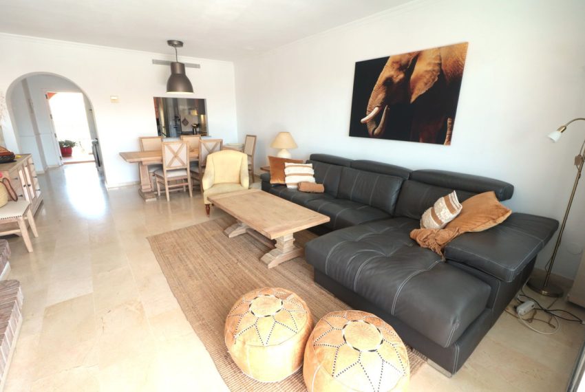 R5021065-Apartment-For-Sale-New-Golden-Mile-Penthouse-2-Beds-110-Built-9
