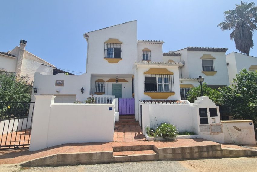 R5021788-Villa-For-Sale-La-Cala-de-Mijas-Semi-Detached-3-Beds-169-Built-1