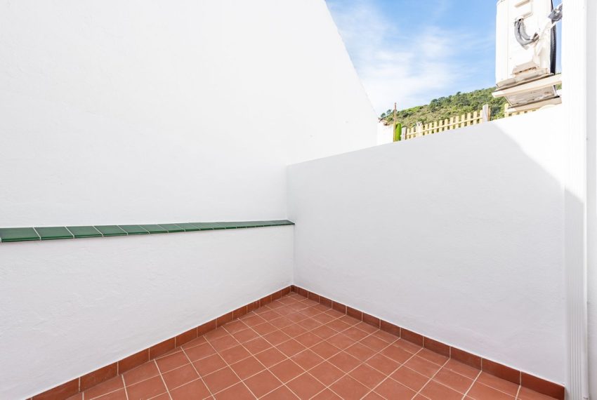 R5022109-Apartment-For-Sale-Benahavis-Ground-Floor-2-Beds-68-Built-5