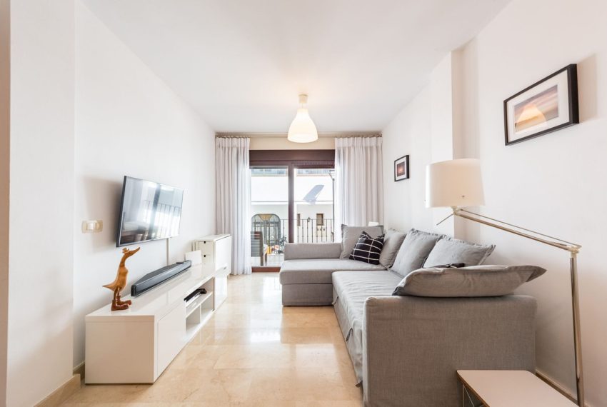 R5022109-Apartment-For-Sale-Benahavis-Ground-Floor-2-Beds-68-Built