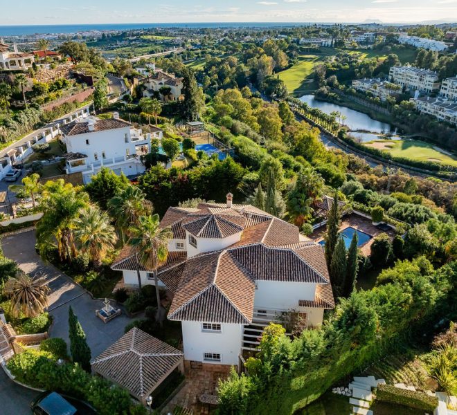 R5023432-Image 1-Detached - 6 Beds - 706 Built