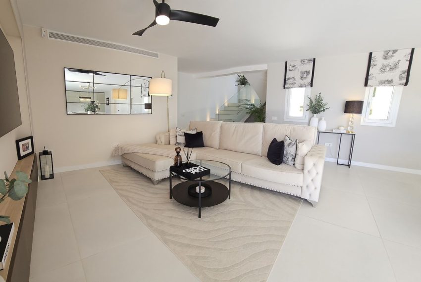 R5023474-Villa-For-Sale-La-Cala-de-Mijas-Detached-4-Beds-249-Built-4
