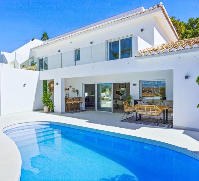 R5023474-Image 1-Detached - 4 Beds - 249 Built