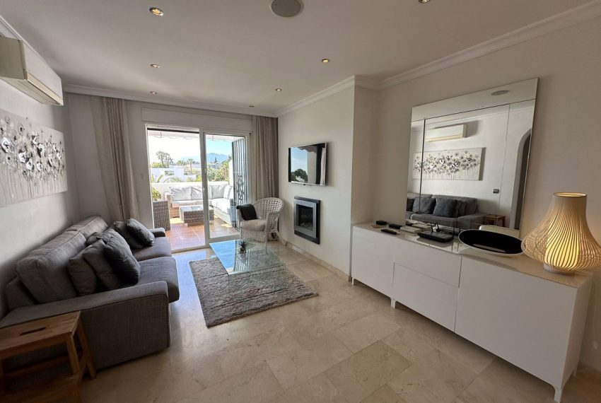 R5023489-Apartment-For-Sale-Nueva-Andalucia-Penthouse-2-Beds-117-Built-4