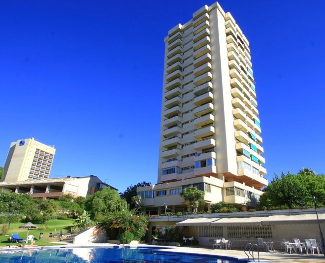 R5023561-Image 1-Middle Floor - 2 Beds - 86 Built