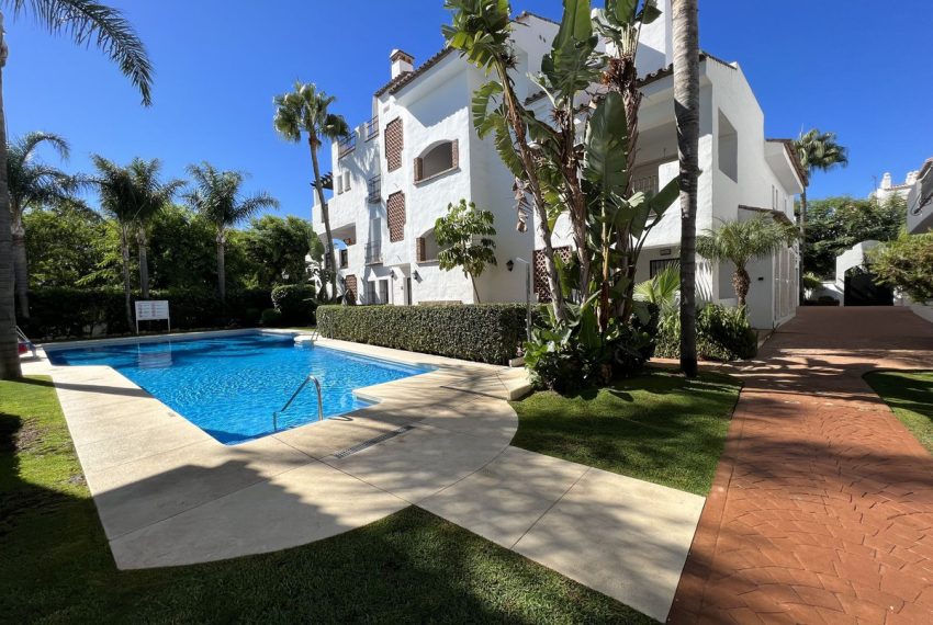 R5023969-Apartment-For-Sale-San-Pedro-de-Alcantara-Penthouse-2-Beds-120-Built-1