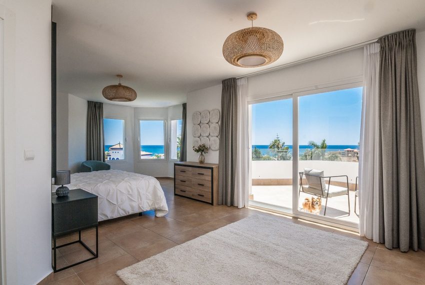 R5023975-Villa-For-Sale-Estepona-Detached-6-Beds-544-Built-10