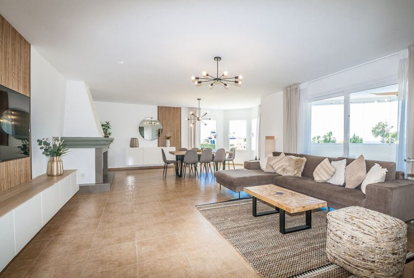 R5023975-Villa-For-Sale-Estepona-Detached-6-Beds-544-Built-4