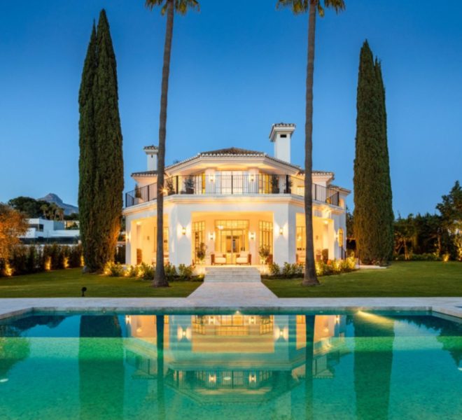 R5024245-Image 1-Detached - 5 Beds - 722 Built