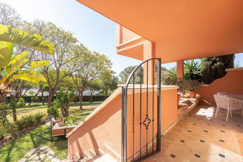 R5024389-Apartment-For-Sale-Nueva-Andalucia-Ground-Floor-3-Beds-114-Built-12