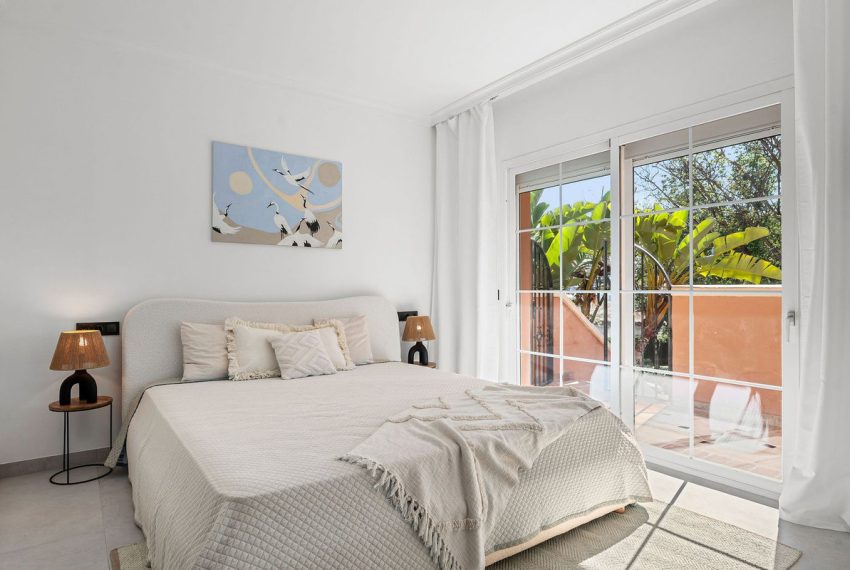 R5024389-Apartment-For-Sale-Nueva-Andalucia-Ground-Floor-3-Beds-114-Built-16