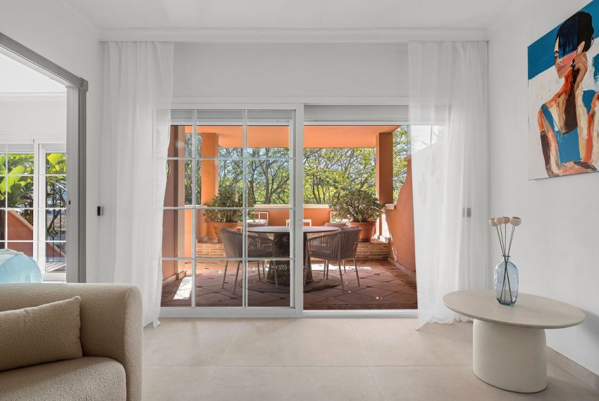 R5024389-Apartment-For-Sale-Nueva-Andalucia-Ground-Floor-3-Beds-114-Built-8