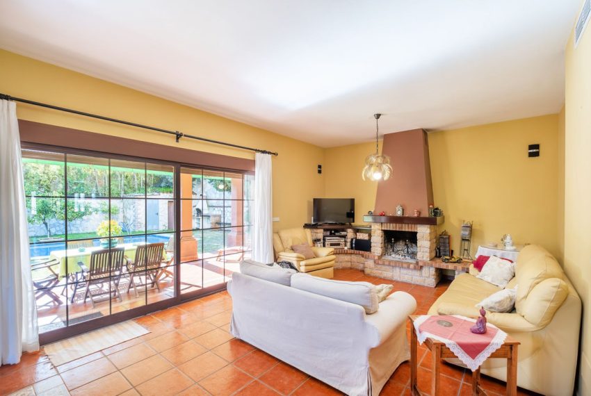 R5024572-Villa-For-Sale-San-Pedro-de-Alcantara-Detached-6-Beds-457-Built-13