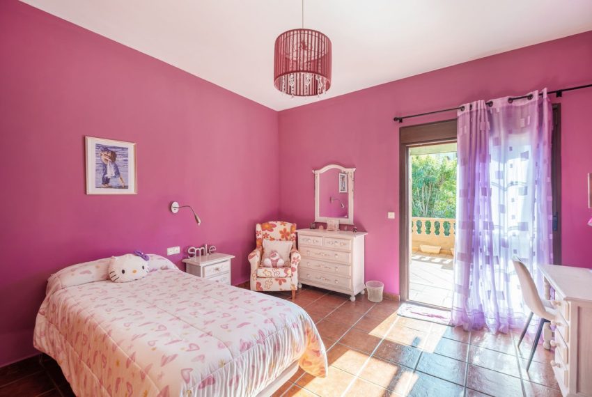 R5024572-Villa-For-Sale-San-Pedro-de-Alcantara-Detached-6-Beds-457-Built-19