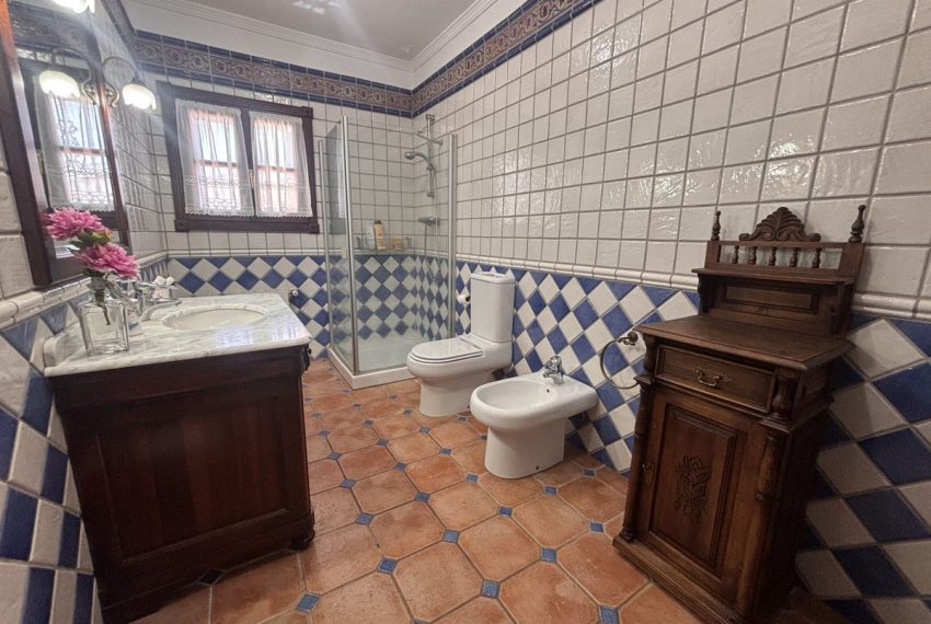 R5024575-Villa-For-Sale-Nueva-Andalucia-Semi-Detached-3-Beds-287-Built-13