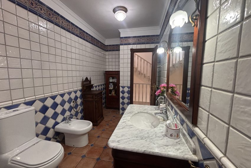 R5024575-Villa-For-Sale-Nueva-Andalucia-Semi-Detached-3-Beds-287-Built-14