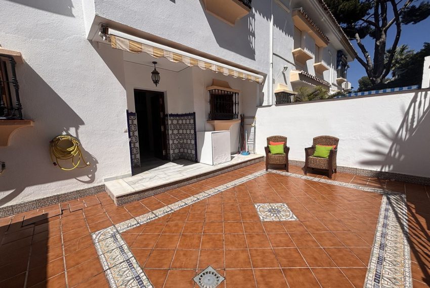 R5024575-Villa-For-Sale-Nueva-Andalucia-Semi-Detached-3-Beds-287-Built-17