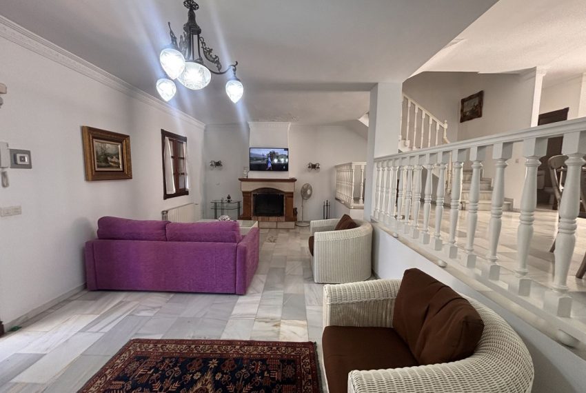 R5024575-Villa-For-Sale-Nueva-Andalucia-Semi-Detached-3-Beds-287-Built-4
