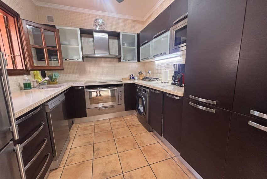 R5024575-Villa-For-Sale-Nueva-Andalucia-Semi-Detached-3-Beds-287-Built-6