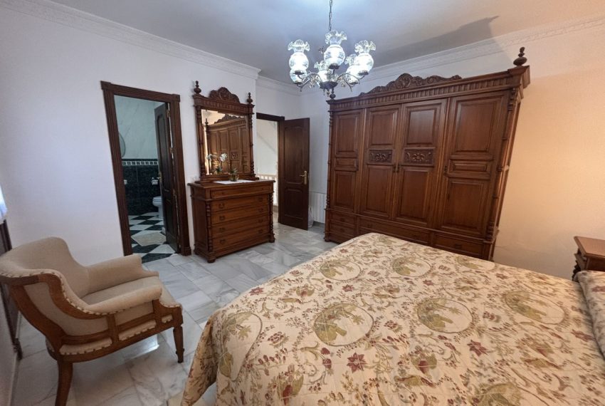 R5024575-Villa-For-Sale-Nueva-Andalucia-Semi-Detached-3-Beds-287-Built-8