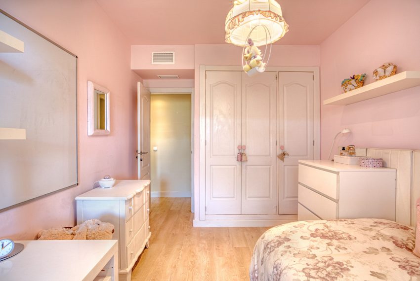 R5024791-Apartment-For-Sale-The-Golden-Mile-Middle-Floor-3-Beds-141-Built-16