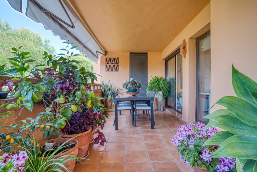 R5024791-Apartment-For-Sale-The-Golden-Mile-Middle-Floor-3-Beds-141-Built-2