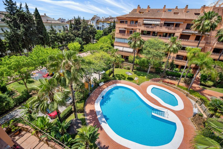 R5024791-Apartment-For-Sale-The-Golden-Mile-Middle-Floor-3-Beds-141-Built-4