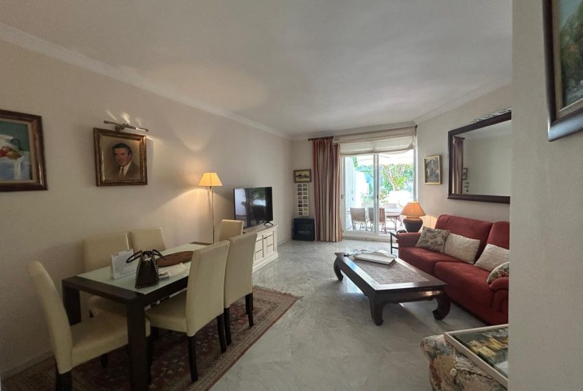 R5025880-Apartment-For-Sale-The-Golden-Mile-Ground-Floor-3-Beds-121-Built-18
