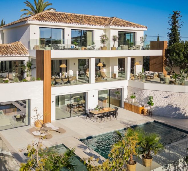 R5025937-Image 1-Detached - 6 Beds - 703 Built