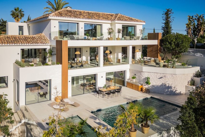 R5025937-Villa-For-Sale-El-Rosario-Detached-6-Beds-703-Built