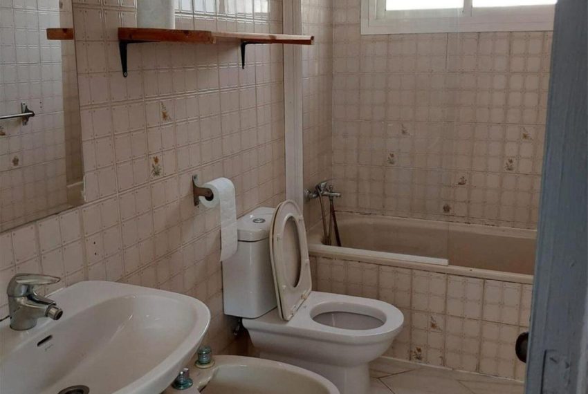 R5025967-Villa-For-Sale-Calahonda-Semi-Detached-4-Beds-120-Built-19