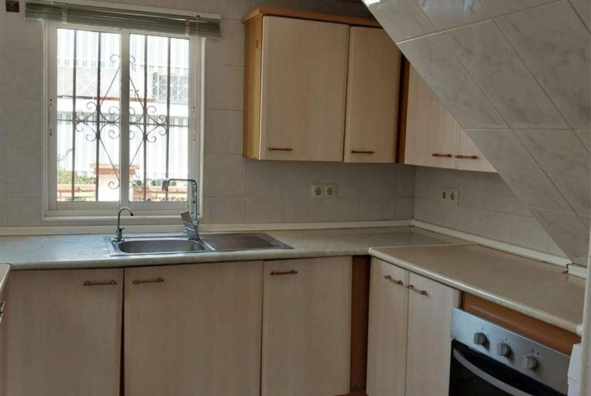 R5025967-Villa-For-Sale-Calahonda-Semi-Detached-4-Beds-120-Built-7