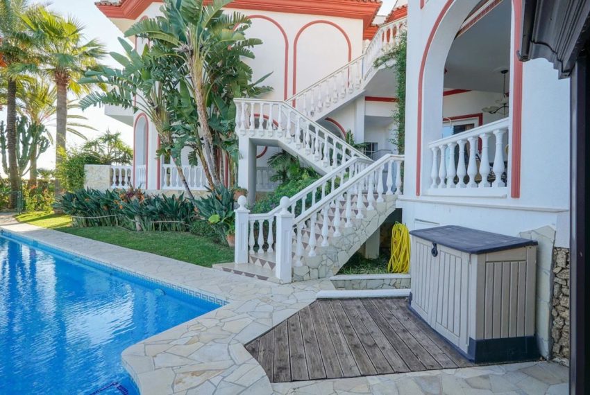R5026243-Villa-For-Sale-Las-Chapas-Detached-7-Beds-598-Built-11