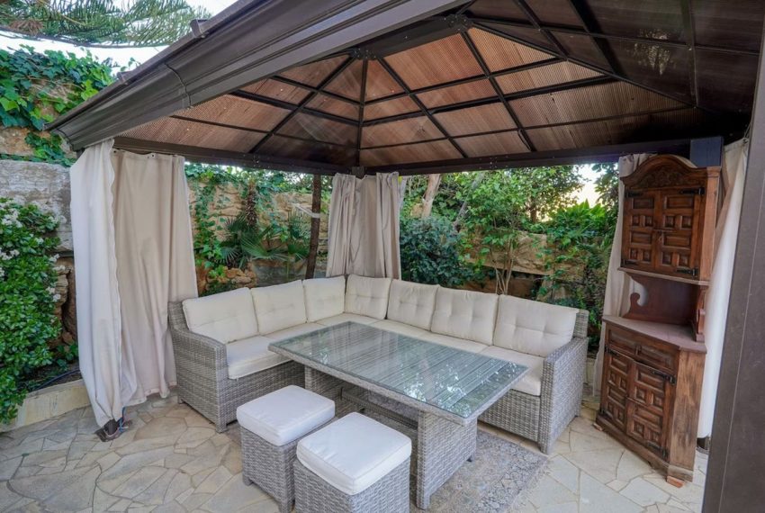 R5026243-Villa-For-Sale-Las-Chapas-Detached-7-Beds-598-Built-17