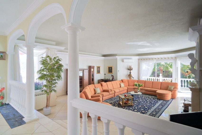 R5026243-Villa-For-Sale-Las-Chapas-Detached-7-Beds-598-Built-19