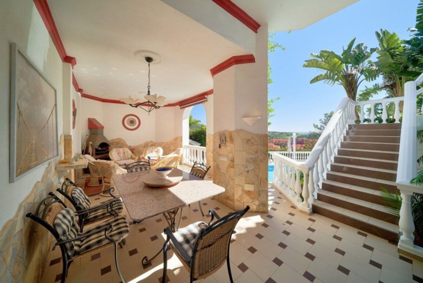 R5026243-Villa-For-Sale-Las-Chapas-Detached-7-Beds-598-Built-5