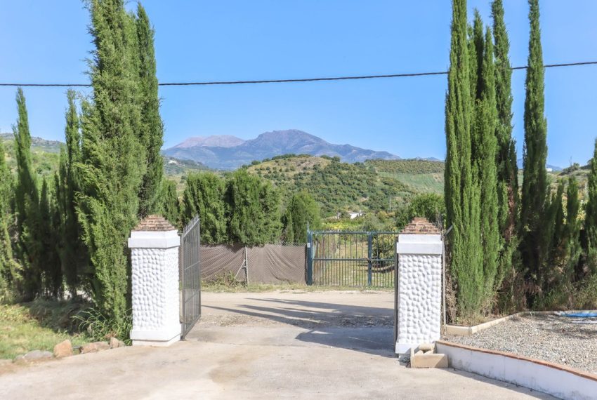 R5026261-Villa-For-Sale-Coin-Detached-2-Beds-72-Built-19