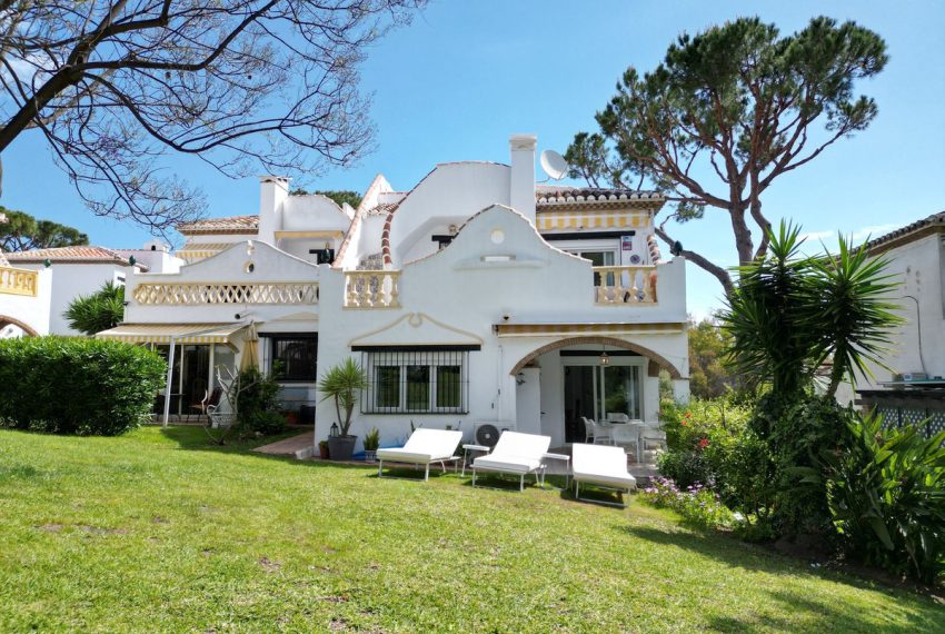 R5026306-Villa-For-Sale-Calahonda-Semi-Detached-3-Beds-128-Built-1