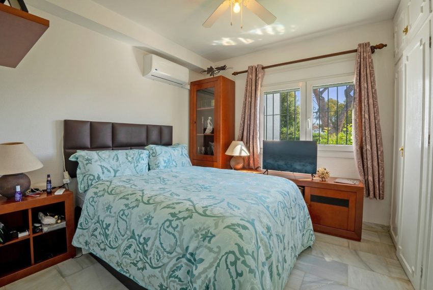 R5026306-Villa-For-Sale-Calahonda-Semi-Detached-3-Beds-128-Built-10