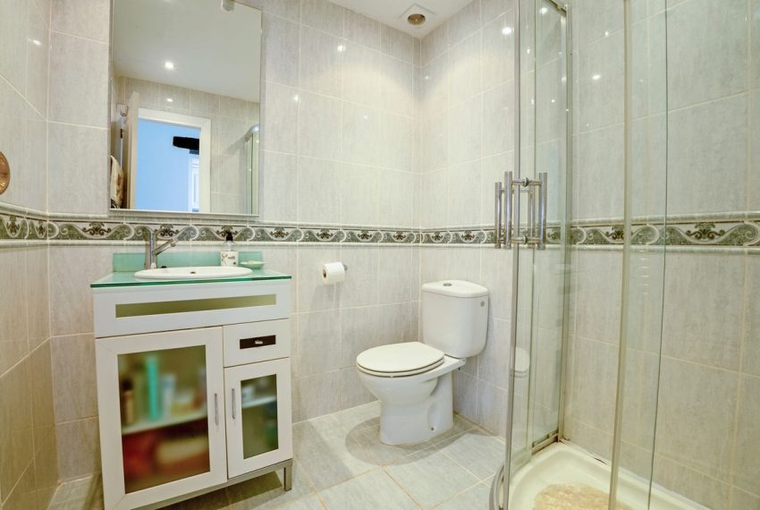 R5026306-Villa-For-Sale-Calahonda-Semi-Detached-3-Beds-128-Built-11