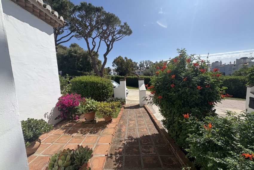 R5026306-Villa-For-Sale-Calahonda-Semi-Detached-3-Beds-128-Built-19
