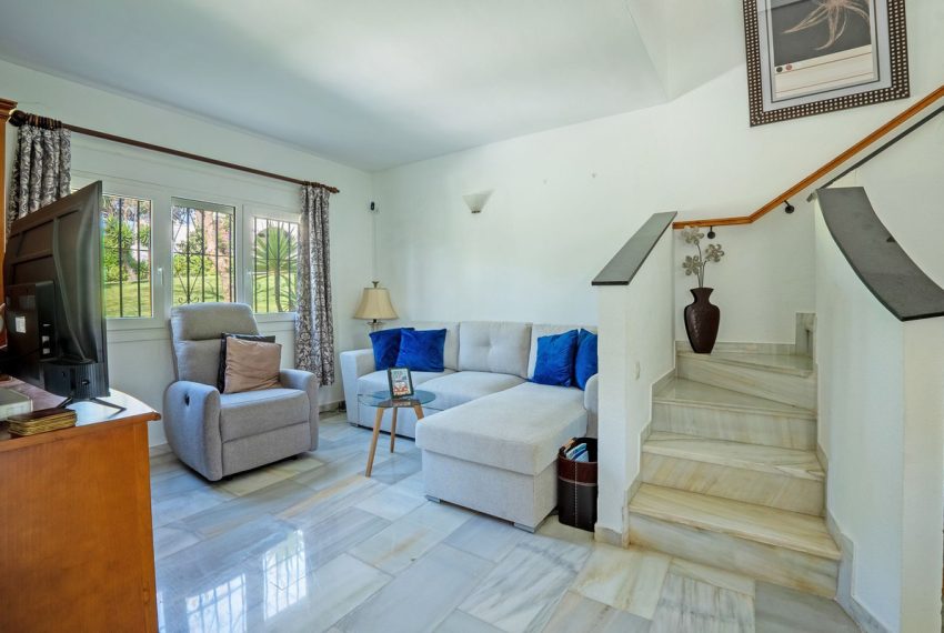 R5026306-Villa-For-Sale-Calahonda-Semi-Detached-3-Beds-128-Built-5