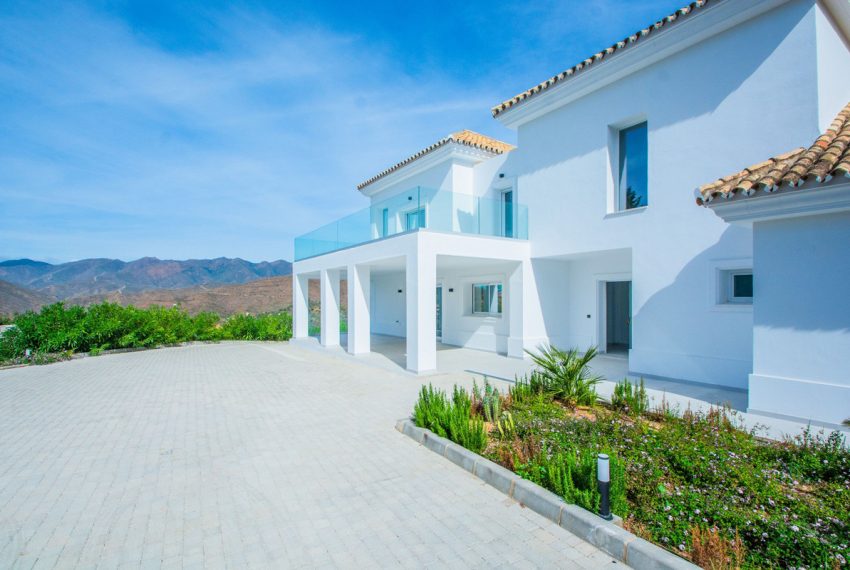 R5026402-Villa-For-Sale-La-Mairena-Detached-4-Beds-573-Built-2