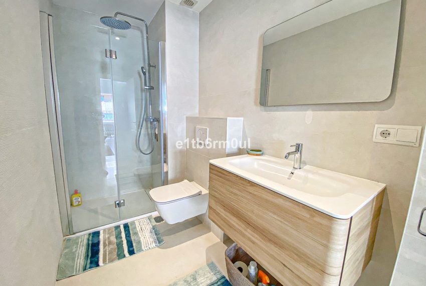 R5026420-Apartment-For-Sale-The-Golden-Mile-Penthouse-2-Beds-139-Built-15