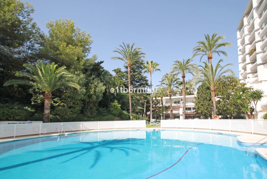 R5026420-Apartment-For-Sale-The-Golden-Mile-Penthouse-2-Beds-139-Built-17